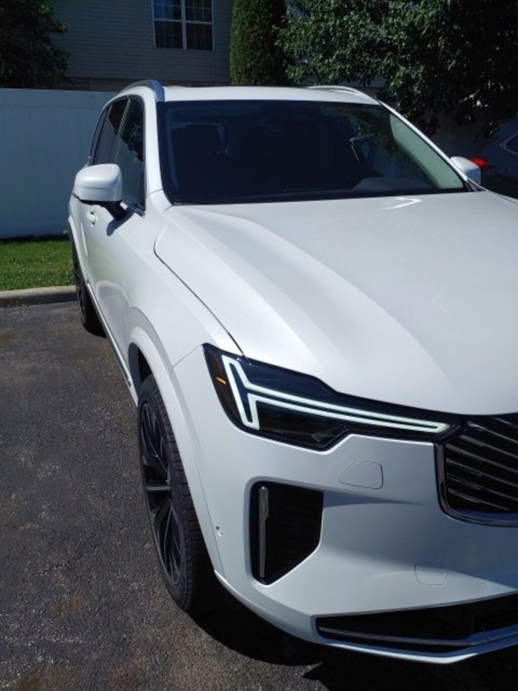 New 2026 Volvo XC90 plug-in hybrid T8 Plus 7-Seater SUV