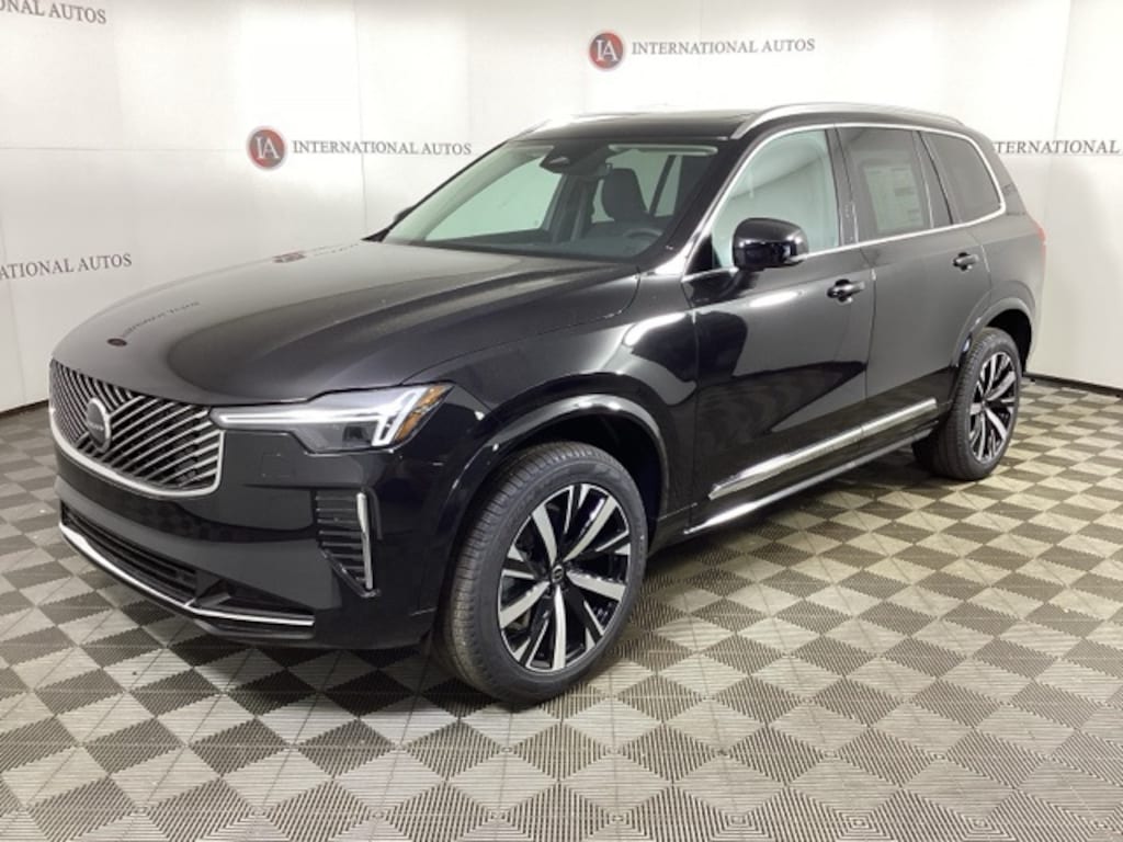 New 2026 Volvo XC90 B6 Core SUV