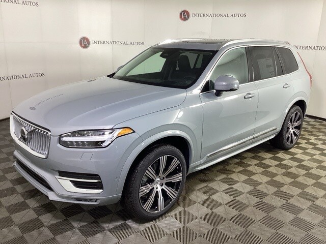 New 2025 Volvo XC90 B6 Ultra 7-Seater AWD SUV for sale in Tinley Park, IL