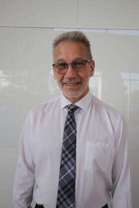 Staff member Mark Konior from d6cad41411cc