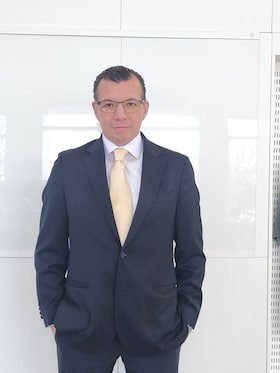 Staff member Andrew Rodriguez from e687e37352cf