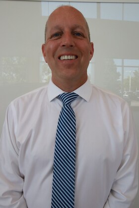 Staff member Frank Rossi from e687e37352cf