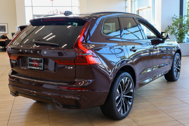 New 2026 Volvo XC60 plug-in hybrid T8 Ultra SUV
