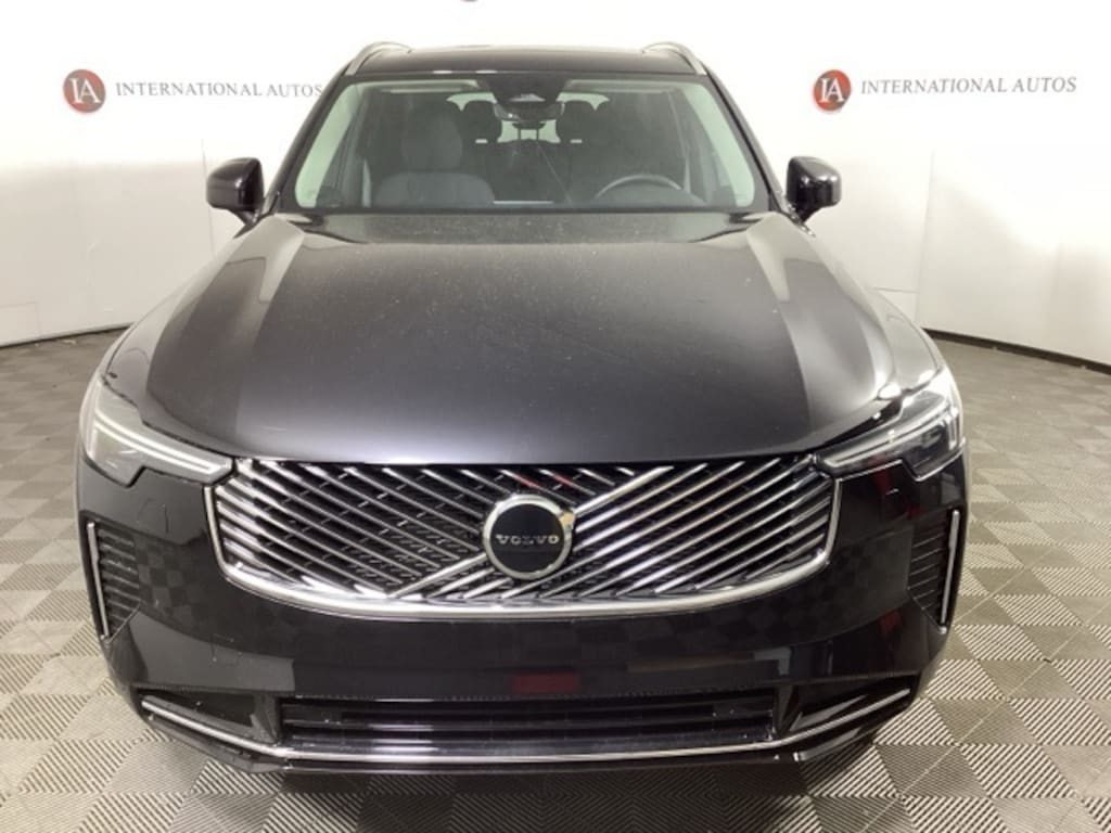 New 2026 Volvo XC90 B6 Core SUV