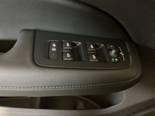 2026 Volvo V60 Cross Country Plus - Photo 18