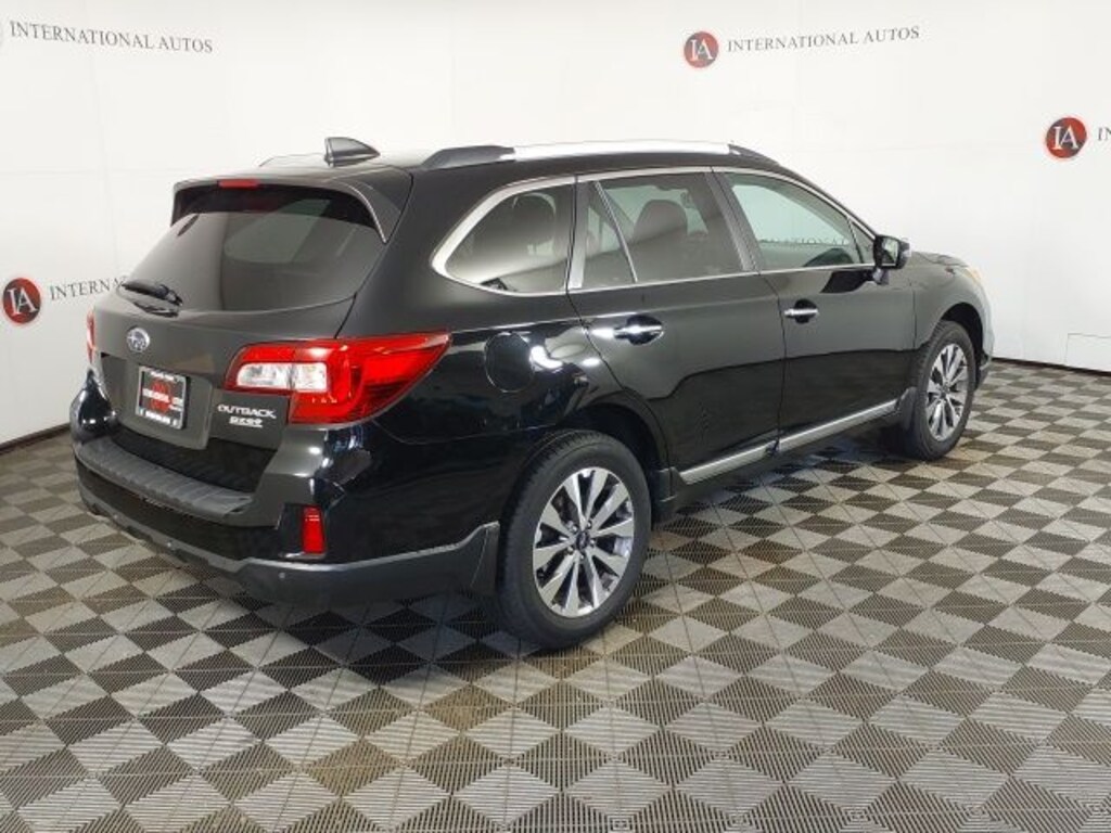 Used 2017 Subaru Outback 2.5i Touring SUV