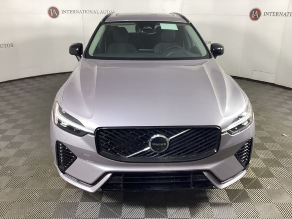 New 2026 Volvo XC60 B5 Plus SUV