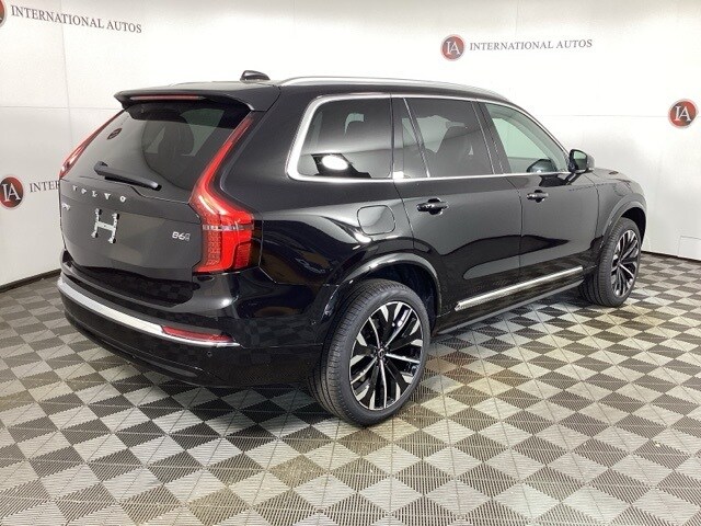 2026 Volvo XC90 photo 2