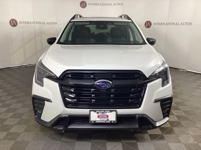 2025 Subaru Ascent Onyx Edition photo 2