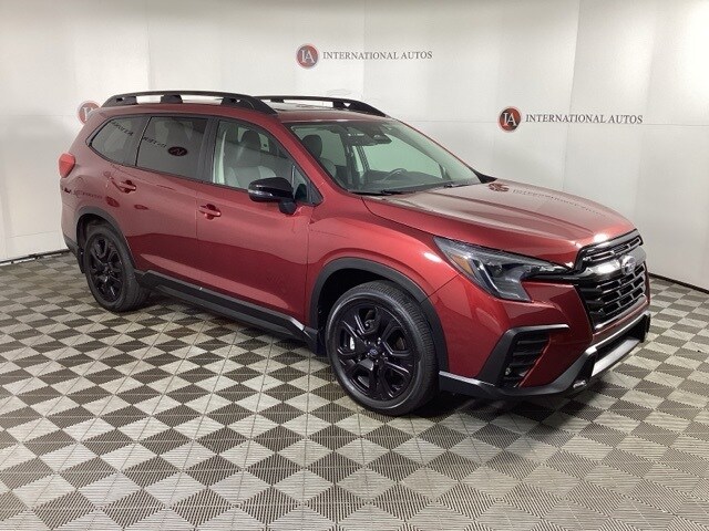 2023 Subaru Ascent Onyx Edition photo 3