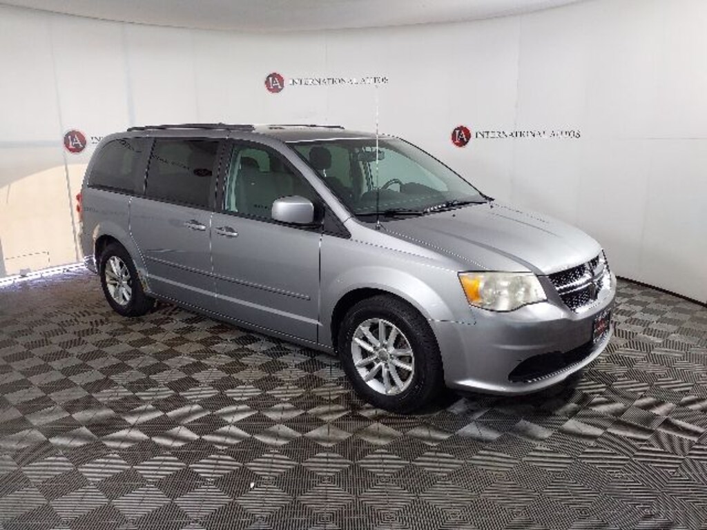 Used 2014 Dodge Grand Caravan SXT Minivan/Van