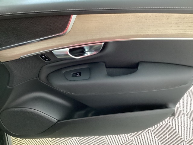 2026 Volvo XC90 Core - Photo 21