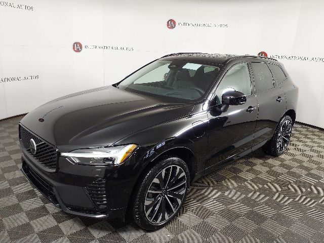 2026 Volvo XC60 T8 Ultra Dark AWD's photo