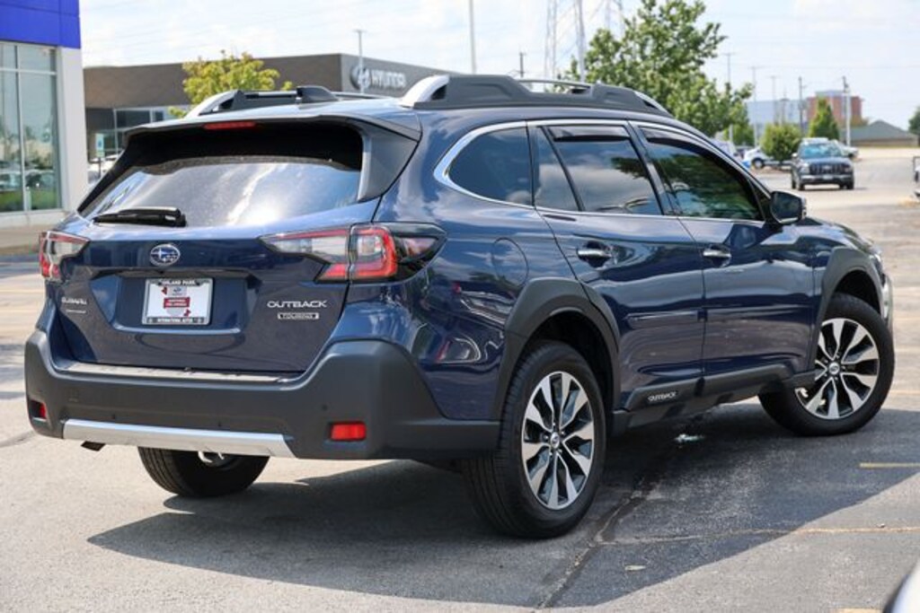 Used 2025 Subaru Outback Touring SUV