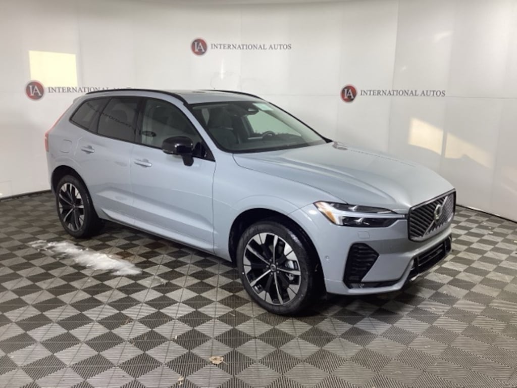 New 2026 Volvo XC60 B5 Plus SUV