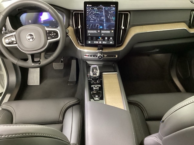 2026 Volvo XC60 Ultra - Photo 11