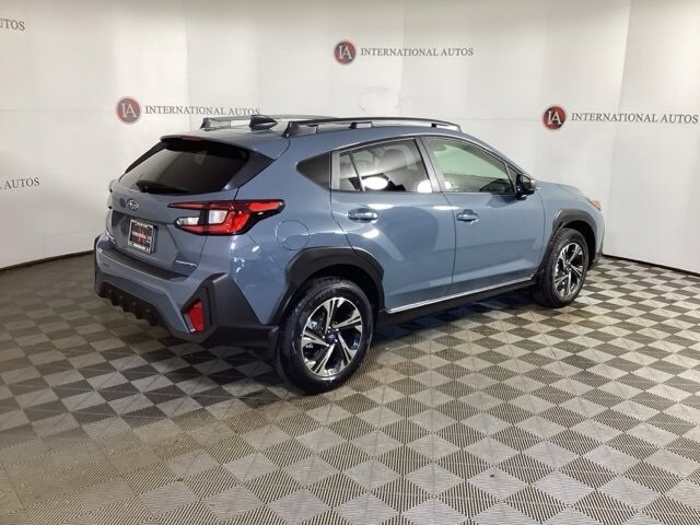 2025 Subaru Crosstrek Premium photo 4