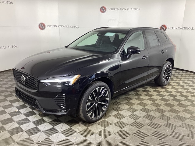 2026 Volvo XC60 Ultra's photo