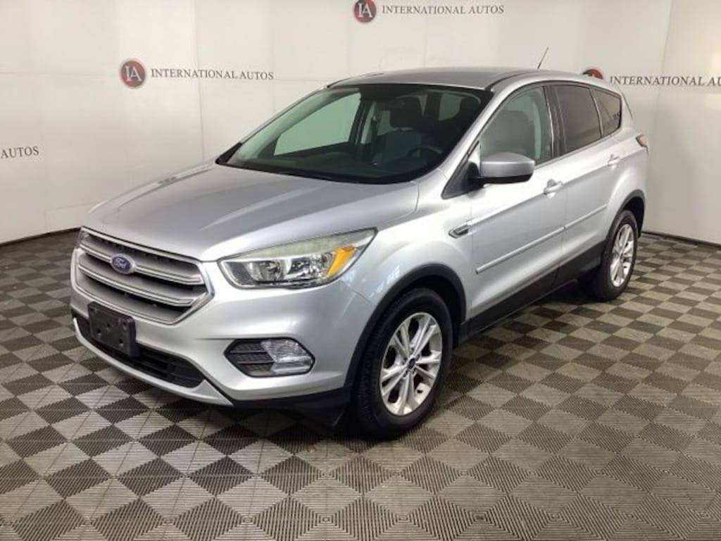 Used 2017 Ford Escape SE SUV