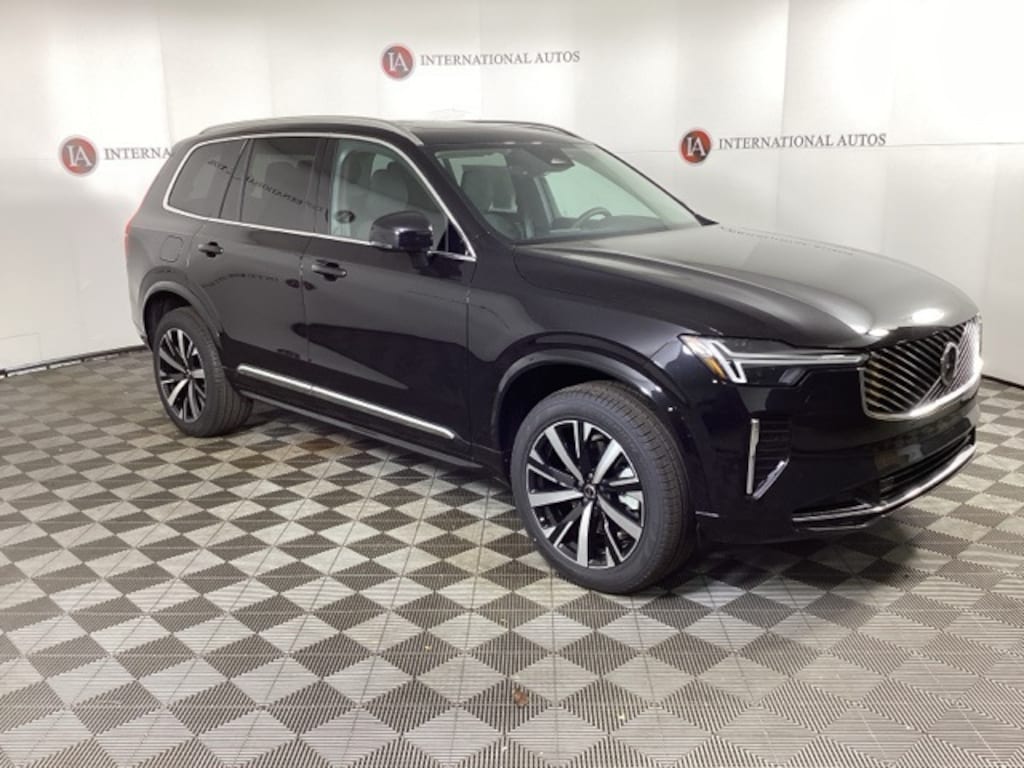 New 2026 Volvo XC90 B6 Core SUV