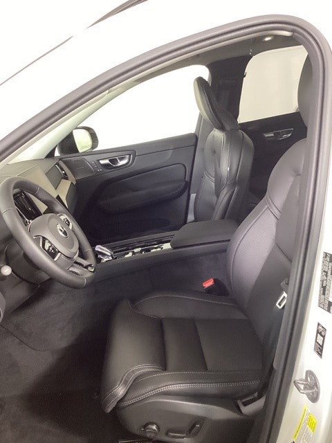2026 Volvo XC60 Ultra - Photo 12
