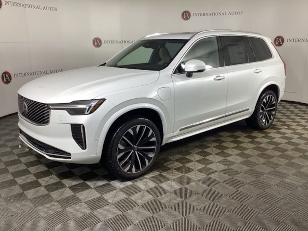 New 2026 Volvo XC90 plug-in hybrid T8 Plus 7-Seater SUV