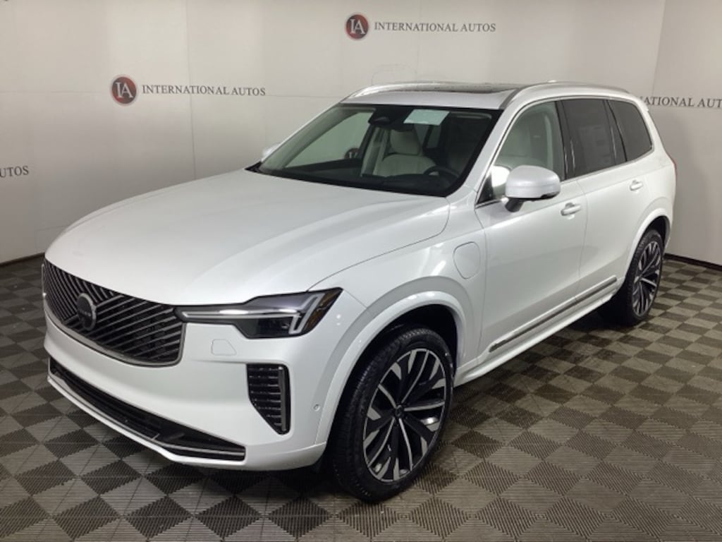 New 2026 Volvo XC90 plug-in hybrid T8 Ultra 7-Seater SUV