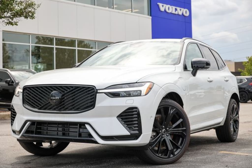 New 2026 Volvo XC60 plug-in hybrid T8 Ultra Black Edition SUV