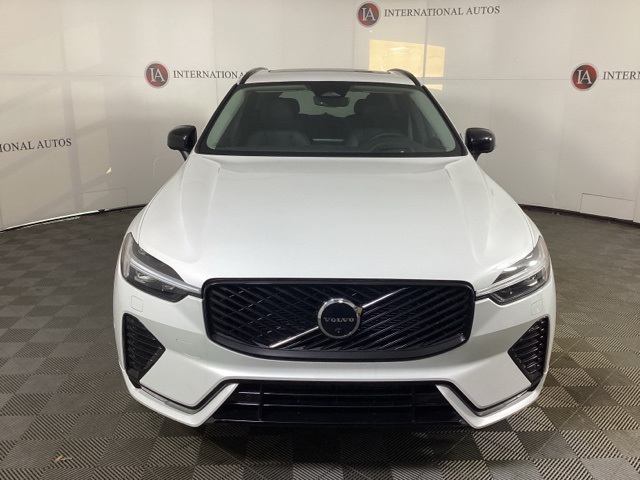 2026 Volvo XC60 Ultra - Photo 2