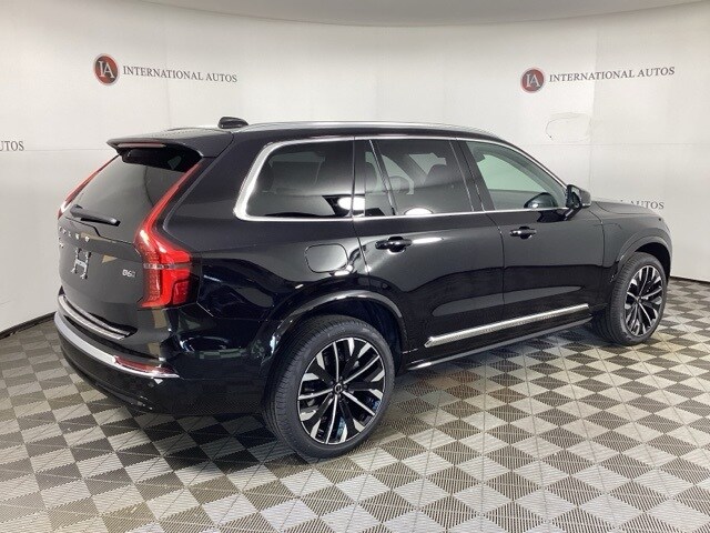 2026 Volvo XC90 Plus - Photo 4