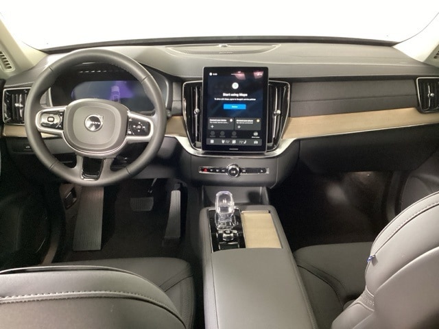 2026 Volvo XC90 Plus - Photo 11