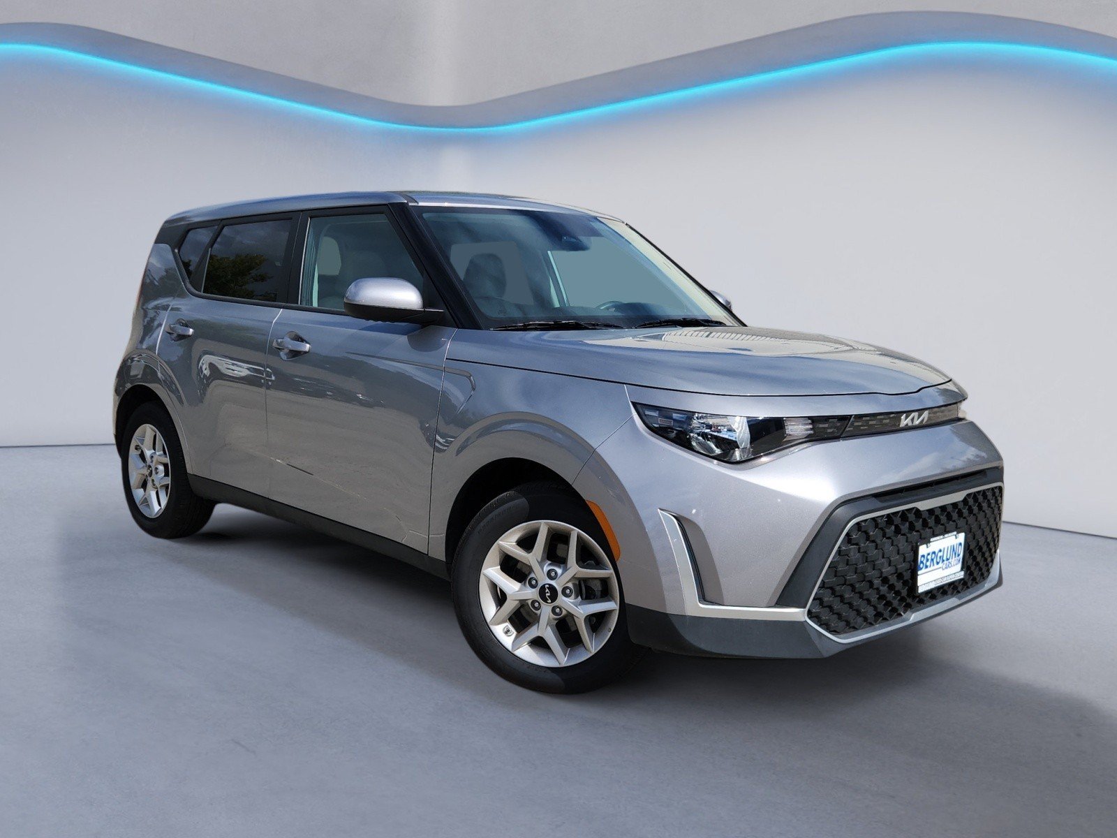Used 2025 Kia Soul LX Hatchback