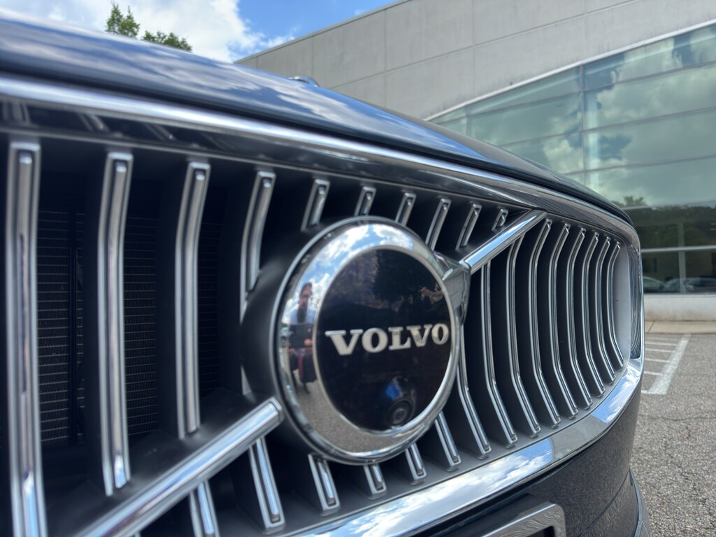 Used 2023 Volvo S90 Plus Sedan