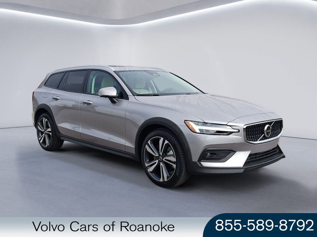 2026 Volvo V60 Cross Country Wagon 