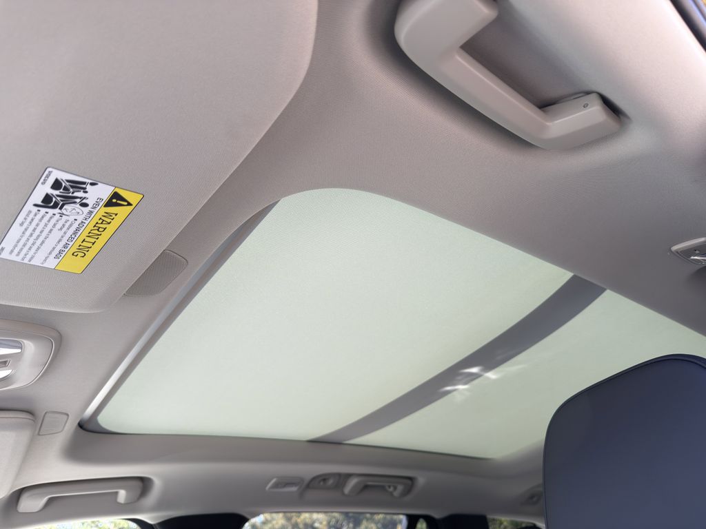 2026 Volvo XC90 Plus - Photo 10