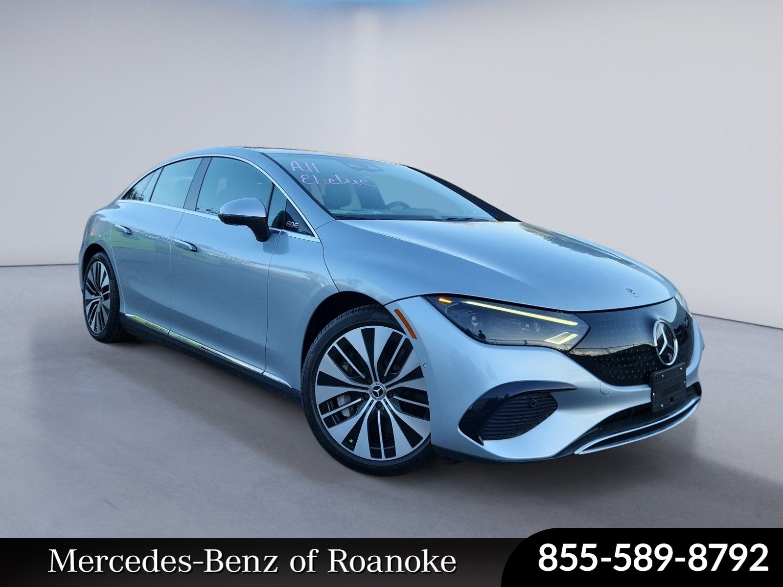  Mercedes-Benz EQE