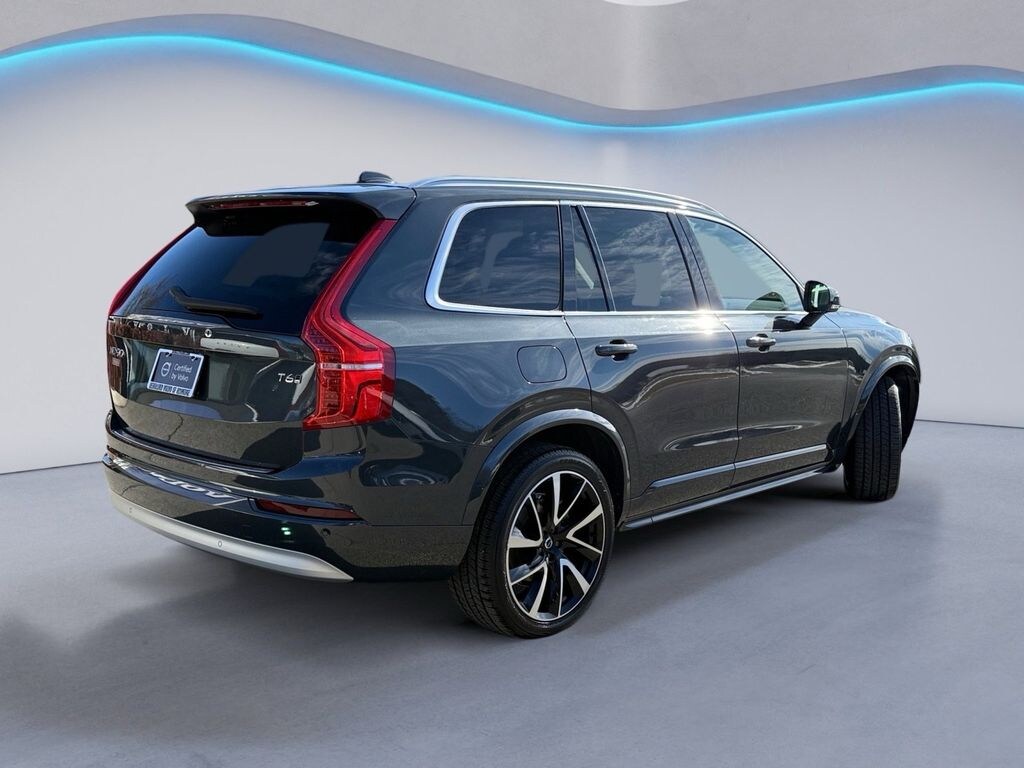Certified 2022 Volvo XC90 Momentum Sport Utility
