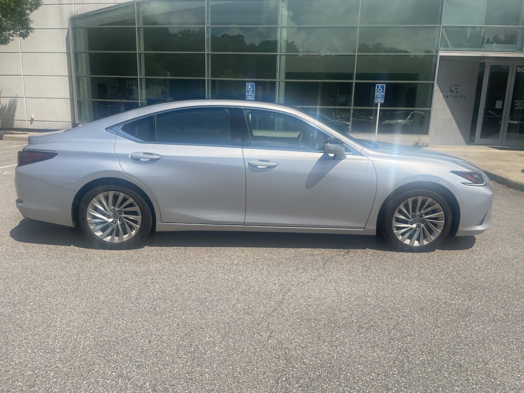 Used 2021 Lexus ES 350 Ultra Luxury Sedan