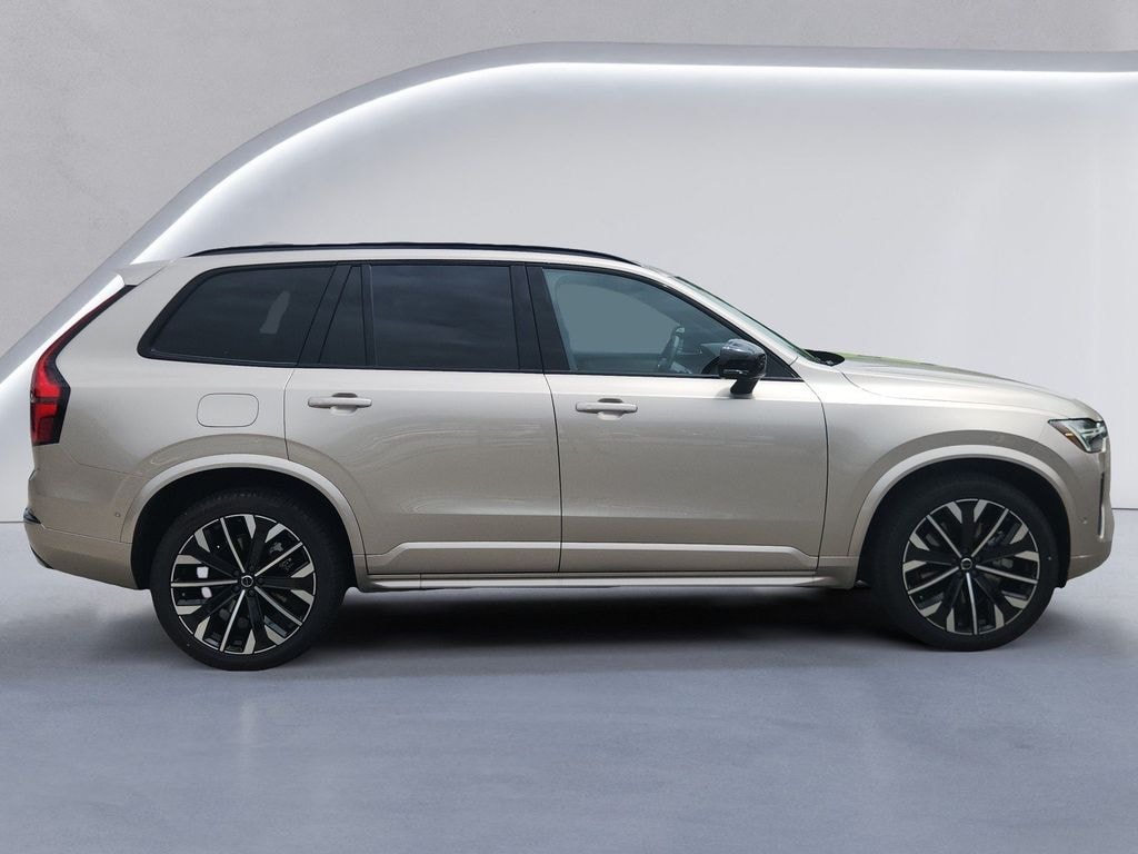New 2026 Volvo XC90 plug-in hybrid T8 Ultra Dark Theme 7-Seater SUV