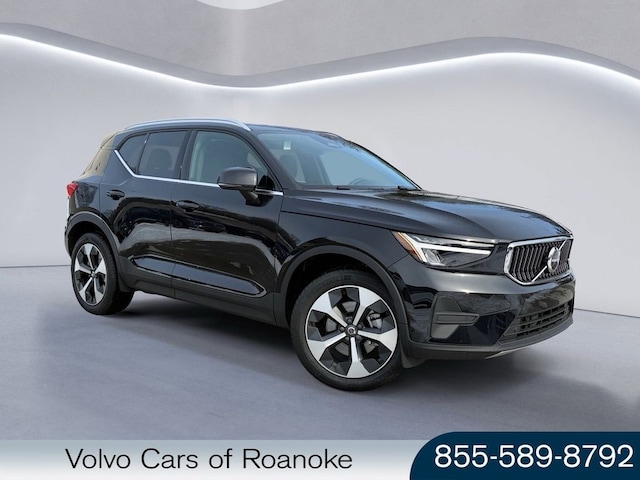 2025 Volvo XC40 B5 Core Bright Theme AWD SUV