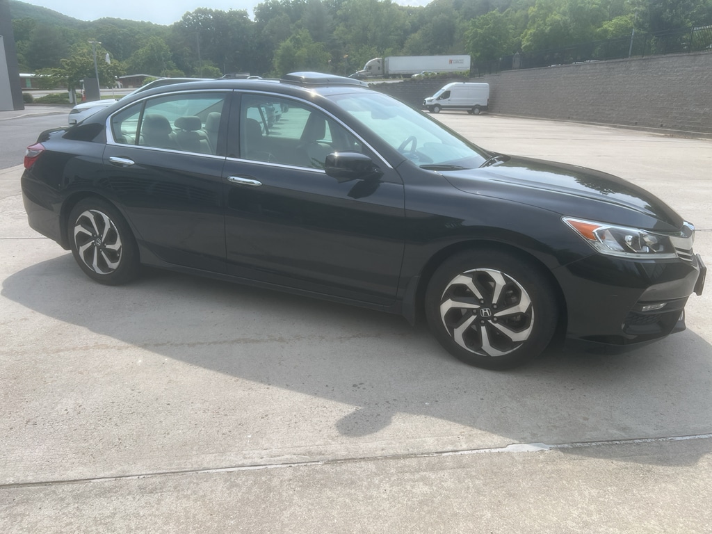 Used 2016 Honda Accord EX-L Sedan