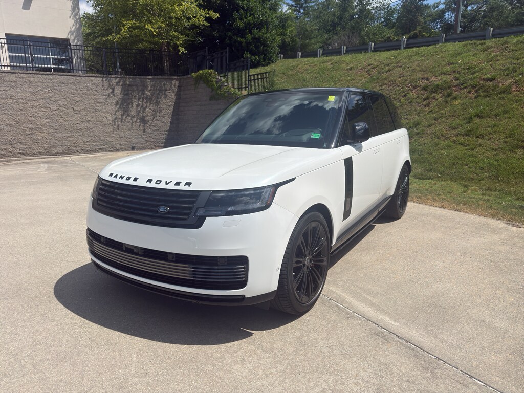 Used 2024 Land Rover Range Rover SV Sport Utility