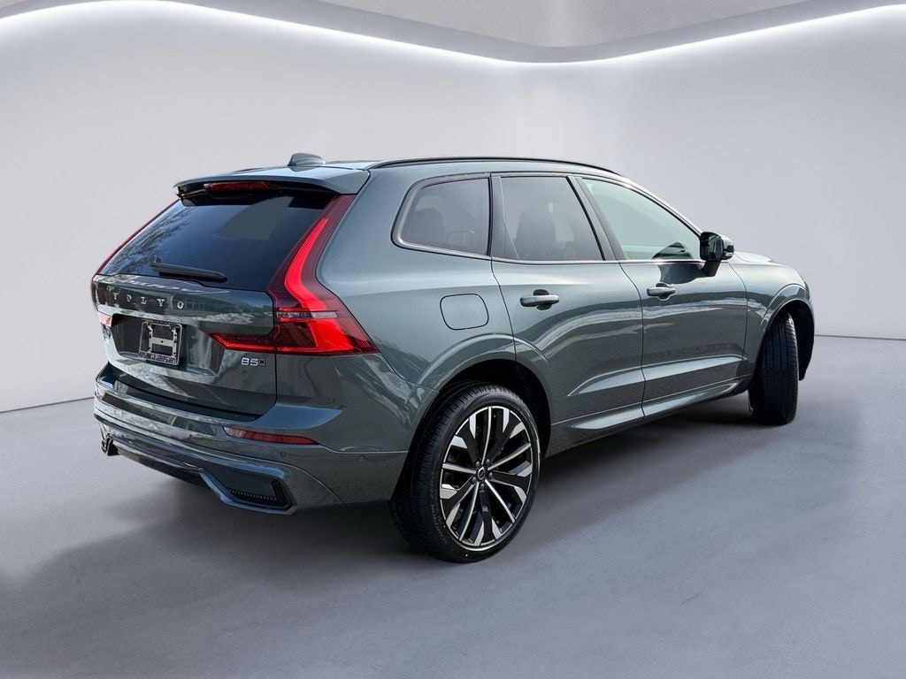 New 2026 Volvo XC60 B5 Ultra SUV