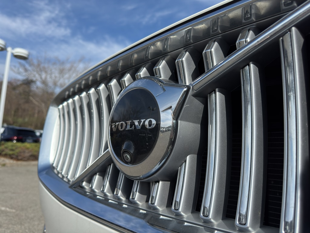 Certified 2024 Volvo XC90 Plus Bright Theme Sport Utility