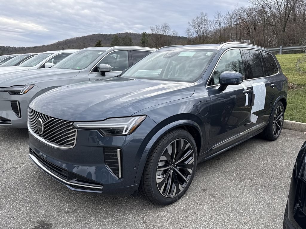 New 2026 Volvo XC90 plug-in hybrid T8 Ultra 7-Seater SUV