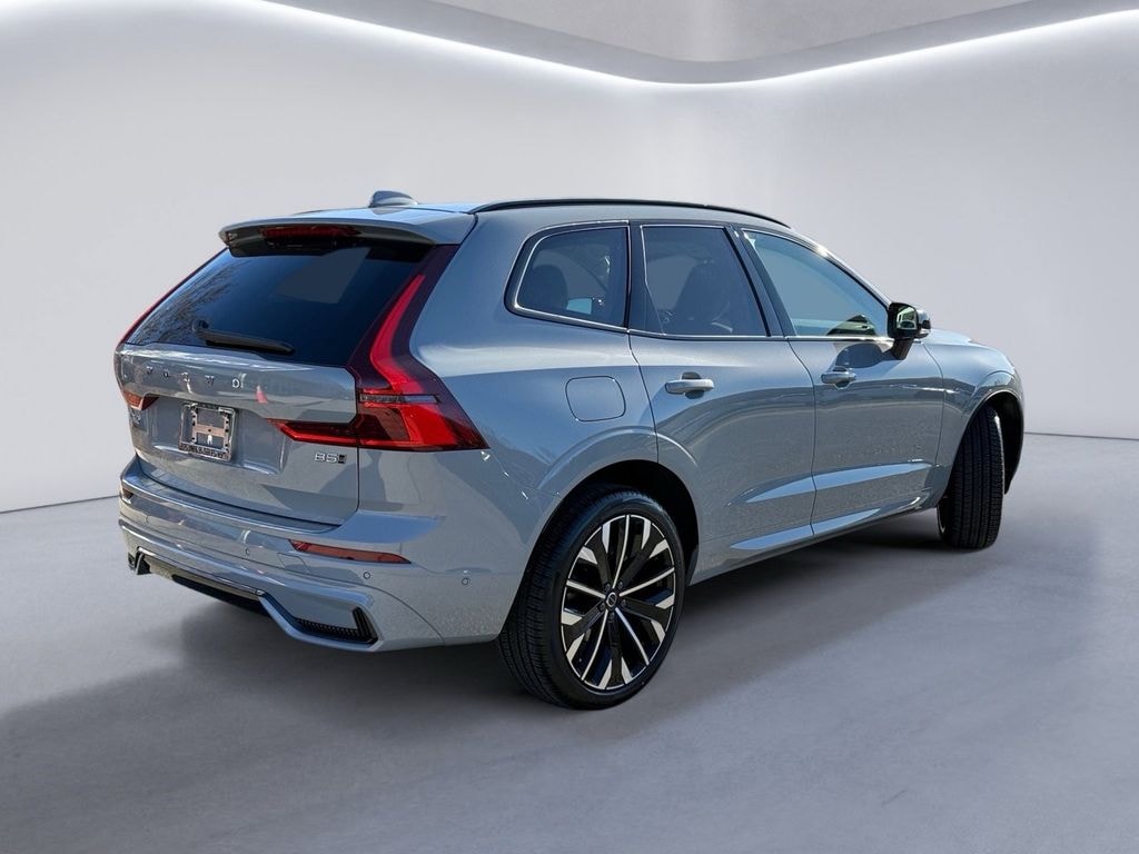New 2026 Volvo XC60 B5 Ultra SUV