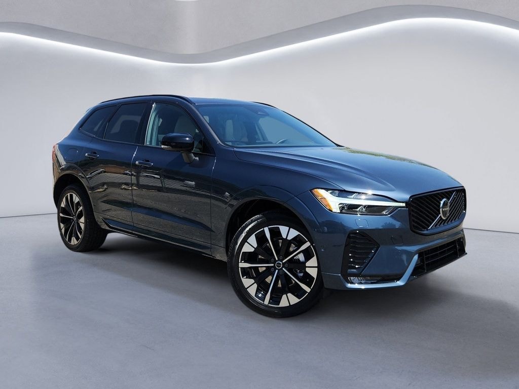 New 2026 Volvo XC60 B5 Plus SUV