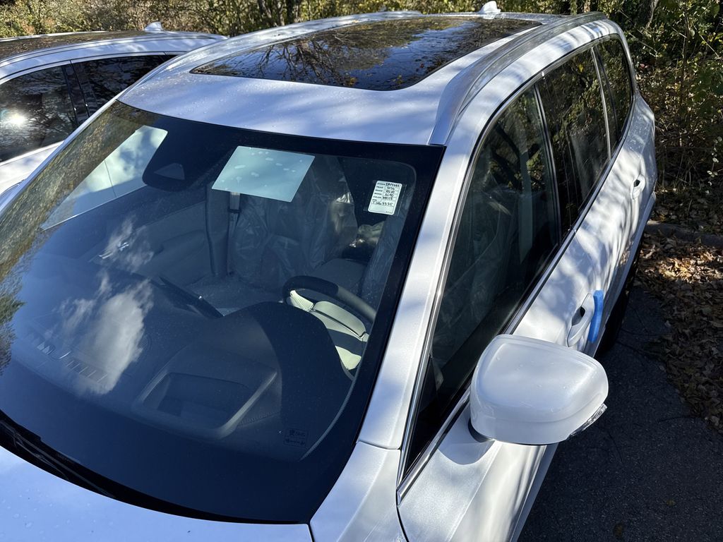 2026 Volvo XC90 photo 4