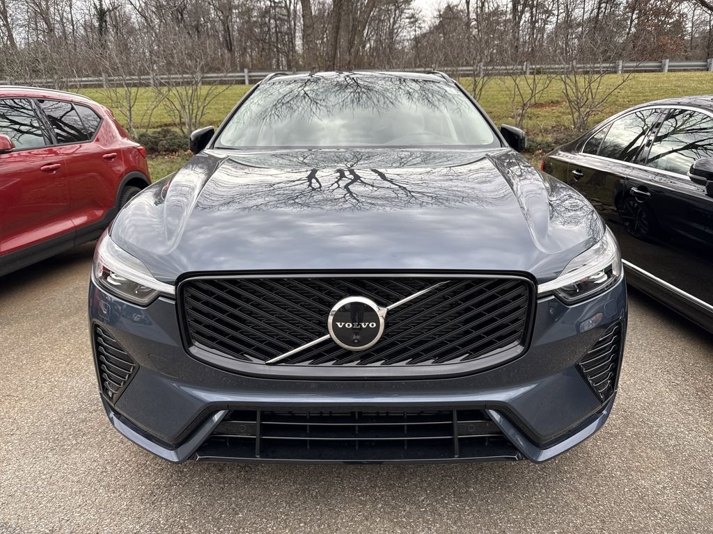 New 2026 Volvo XC60 B5 Ultra SUV