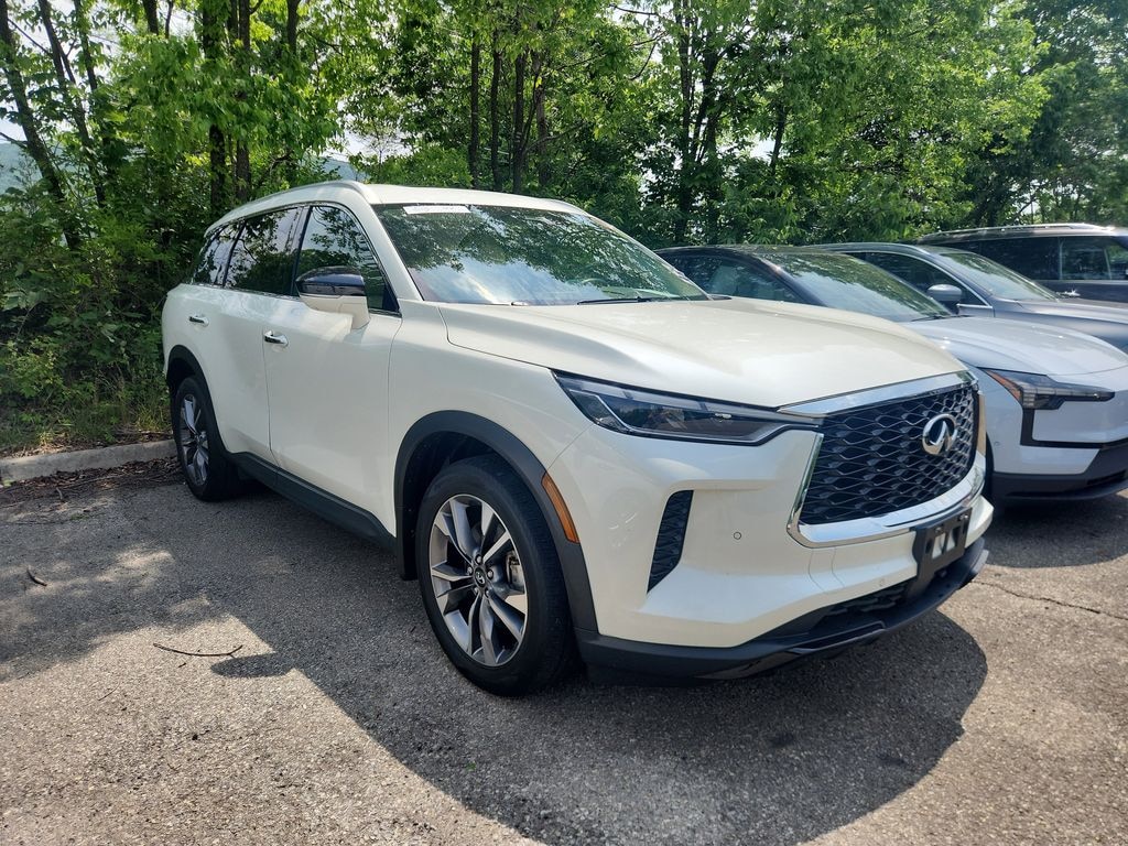 Used 2023 INFINITI QX60 Luxe Sport Utility